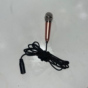 Mini microphone. color: rose gold.
